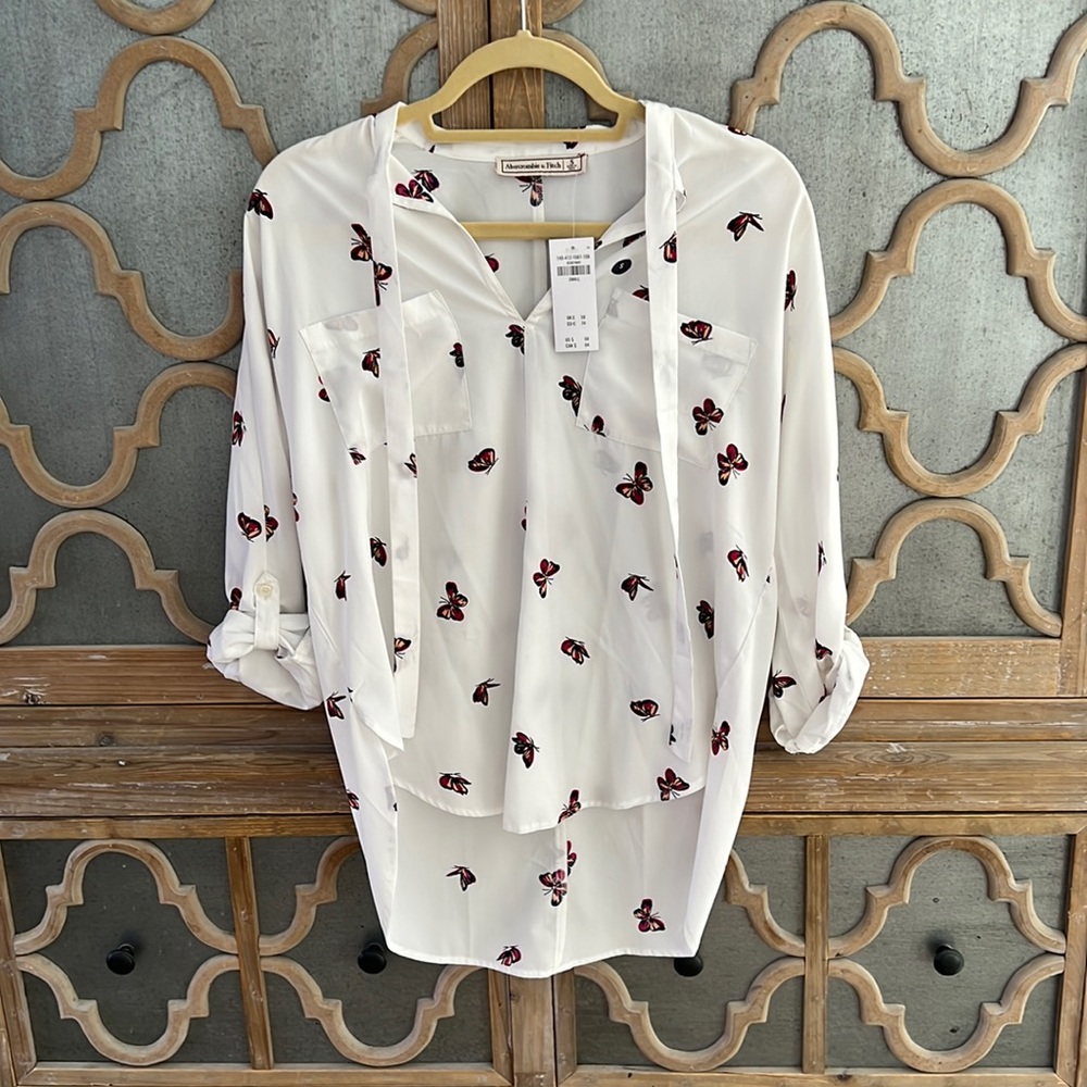 Abercrombie & Fitch Butterfly Blouse